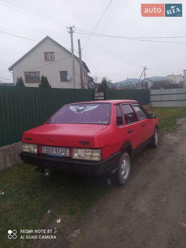 Седан ВАЗ / Lada 21099 1993 в Тячеві