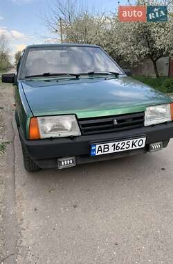 Седан ВАЗ 21099 2004 в 