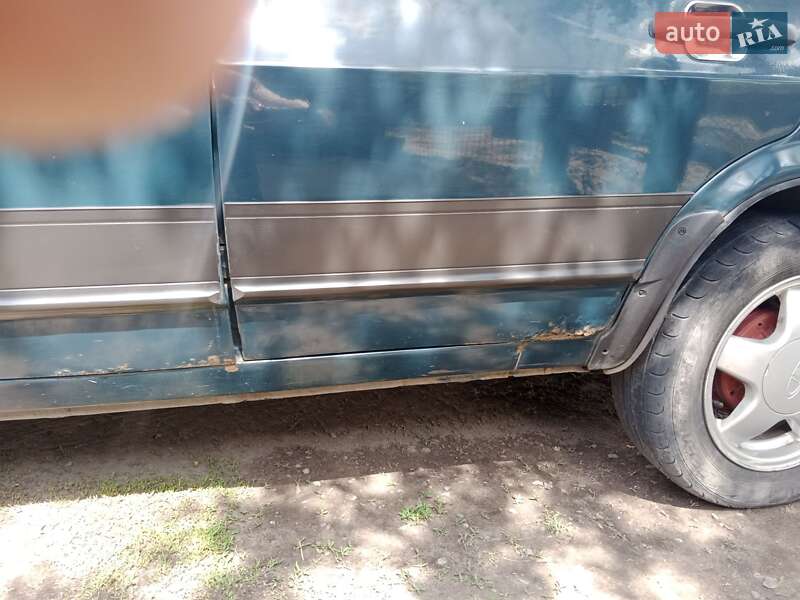 Седан ВАЗ / Lada 21099 2004 в Черкассах