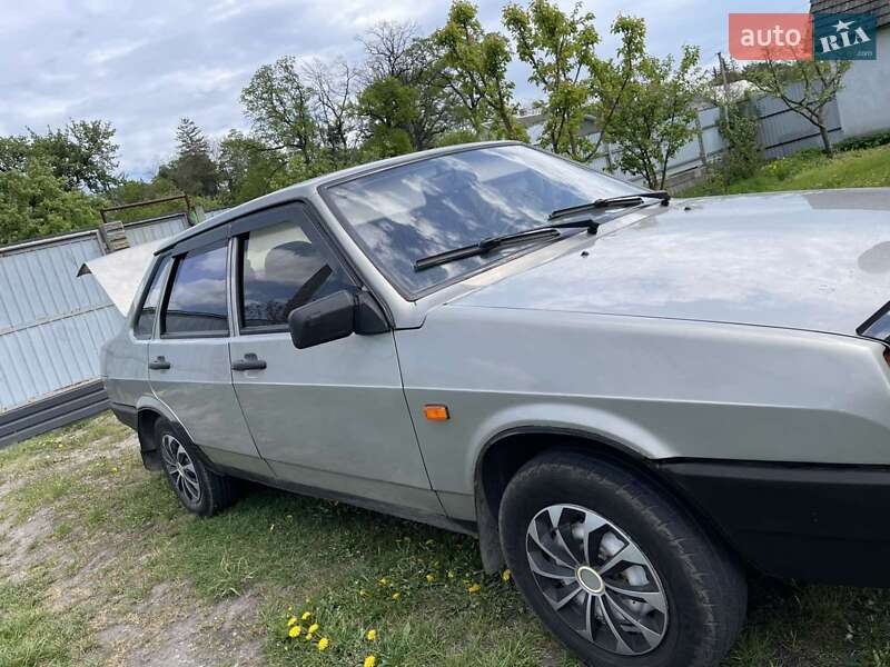Седан ВАЗ / Lada 21099 2007 в Дубно