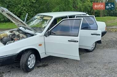 Седан ВАЗ 21099 2002 в 