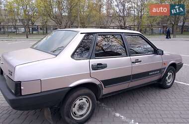 Седан ВАЗ 21099 2001 в 