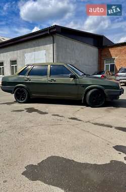 Седан ВАЗ 21099 2000 в 
