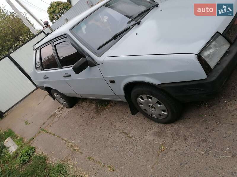 Седан ВАЗ / Lada 21099 2002 в Борисполе