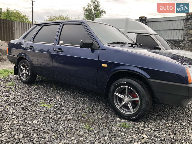 Седан ВАЗ / Lada 21099 2005 в Козятині
