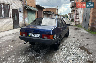 Седан ВАЗ 21099 2004 в 