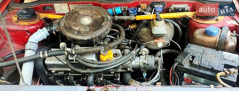 Седан ВАЗ / Lada 21099 1993 в Чугуеве