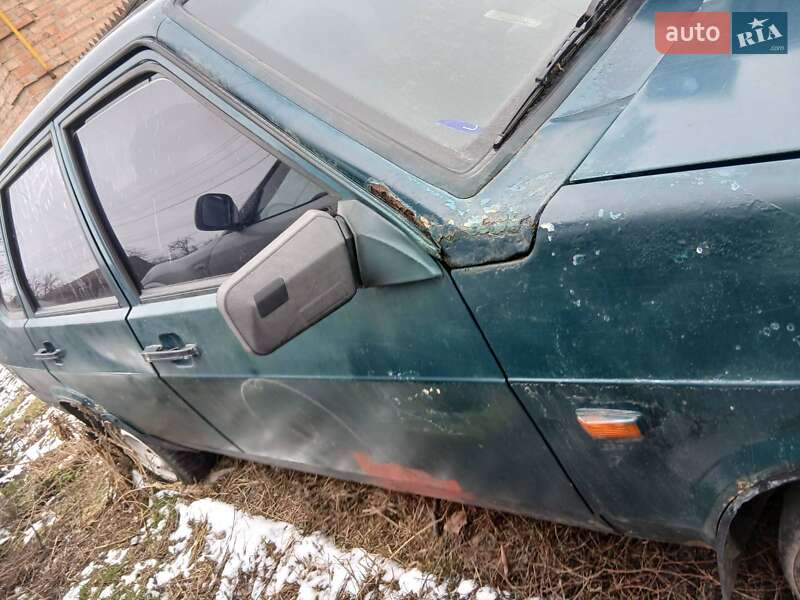 Седан ВАЗ / Lada 21099 2001 в Кропивницькому