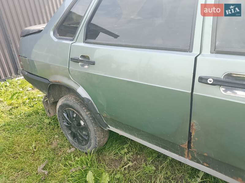 Седан ВАЗ / Lada 21099 2007 в Львове