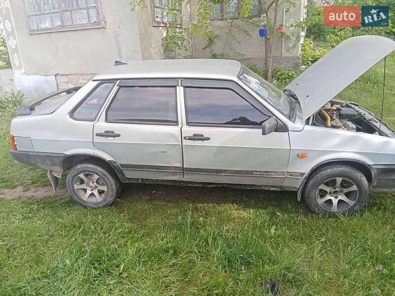 Седан ВАЗ / Lada 21099 2005 в Тростянце