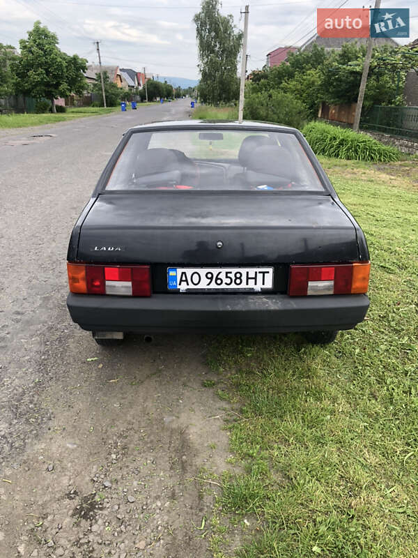 Седан ВАЗ / Lada 21099 2009 в Мукачево