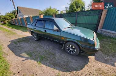 Седан ВАЗ / Lada 21099 2004 в Хороле