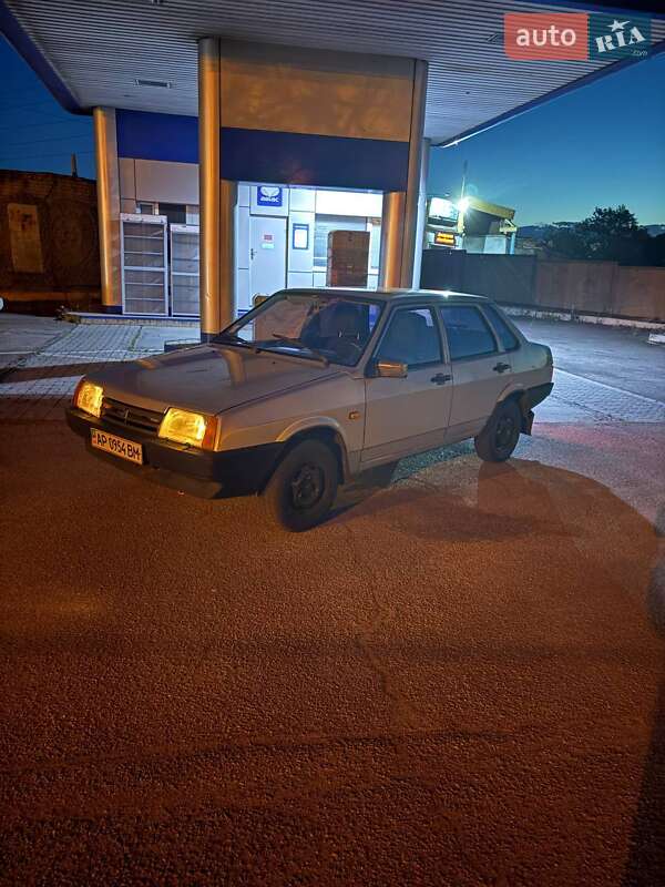 Седан ВАЗ / Lada 21099 2004 в Запоріжжі
