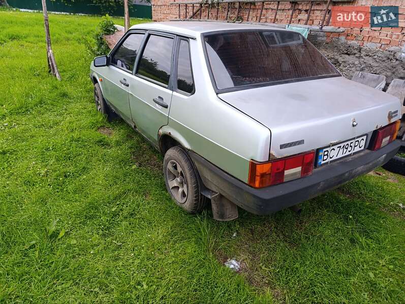 Седан ВАЗ / Lada 21099 2002 в Самборі