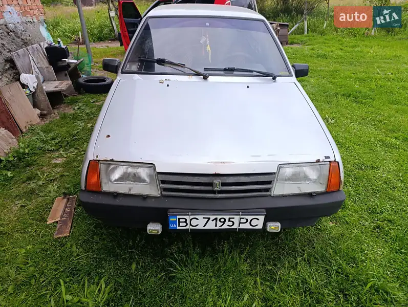 ВАЗ / Lada 21099
