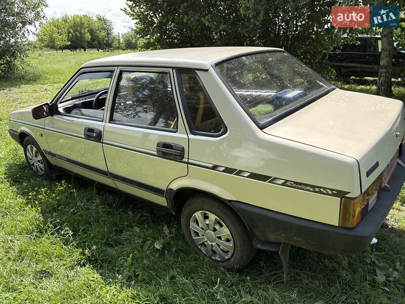Седан ВАЗ / Lada 21099 1995 в Дубні