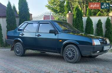 Седан ВАЗ 21099 2004 в Хотині