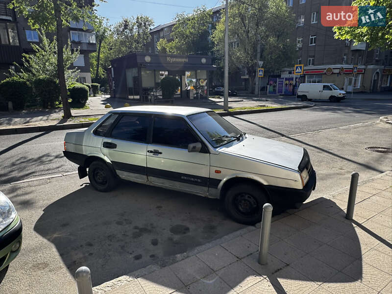 Седан ВАЗ / Lada 21099 2002 в Харкові
