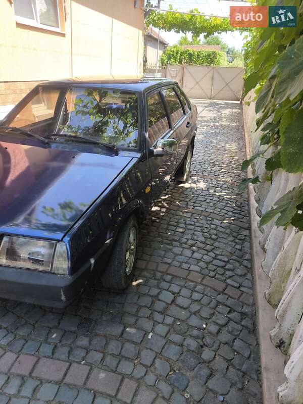 Седан ВАЗ / Lada 21099 2005 в Ужгороді