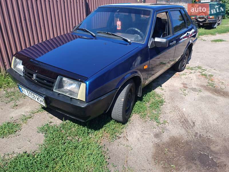 Седан ВАЗ / Lada 21099 2004 в Яготині