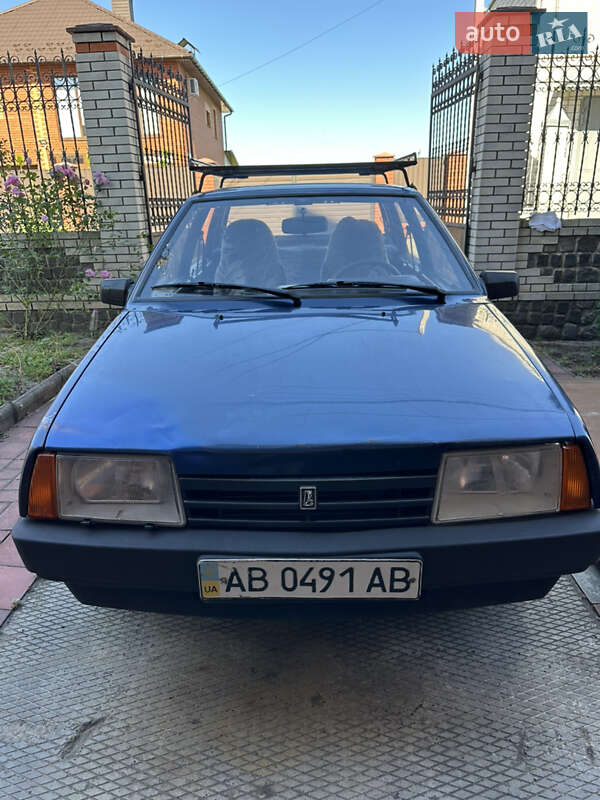 Седан ВАЗ / Lada 21099 2004 в Виннице