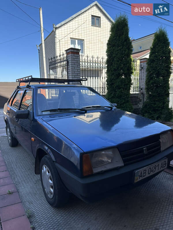 Седан ВАЗ / Lada 21099 2004 в Виннице