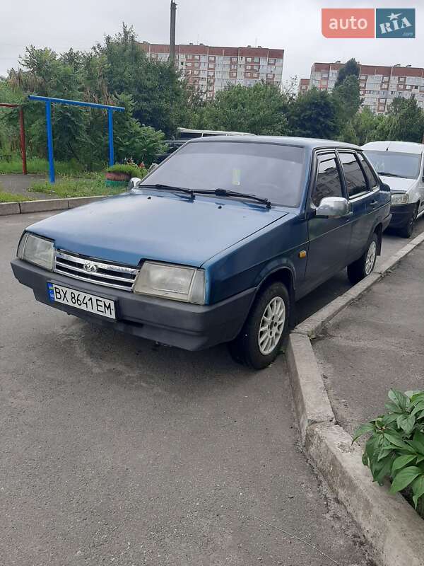 Седан ВАЗ / Lada 21099 1999 в Хмельницком