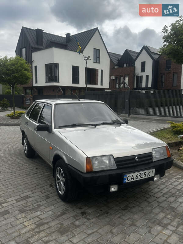 Седан ВАЗ / Lada 21099 2008 в Умани