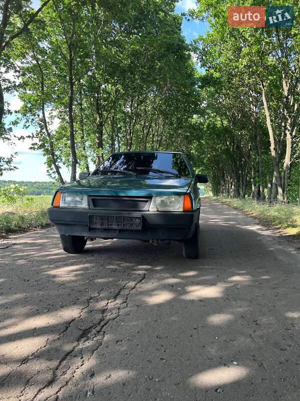 Седан ВАЗ / Lada 21099 1999 в Черкассах