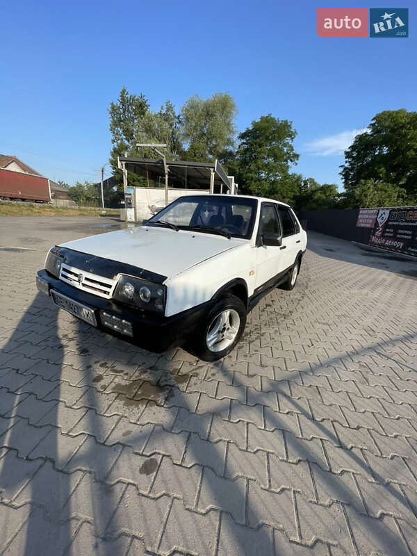 ВАЗ / Lada 21099 2001