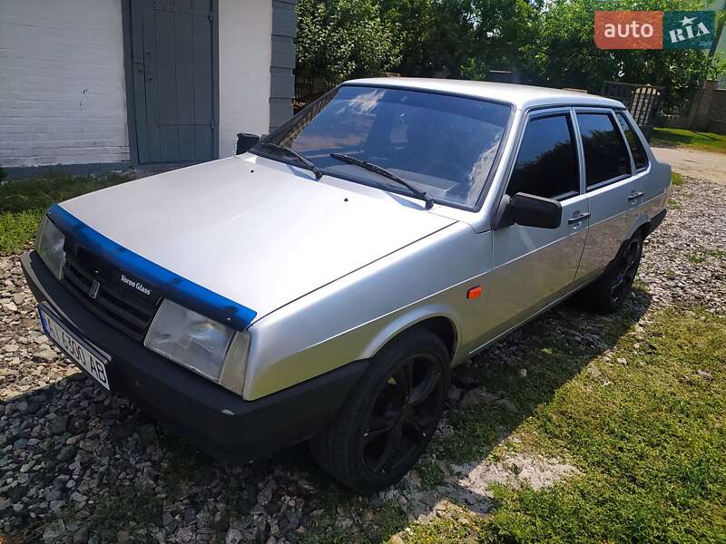 Седан ВАЗ / Lada 21099 2005 в Білій Церкві