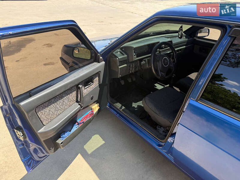 Седан ВАЗ / Lada 21099 2006 в Снигиревке