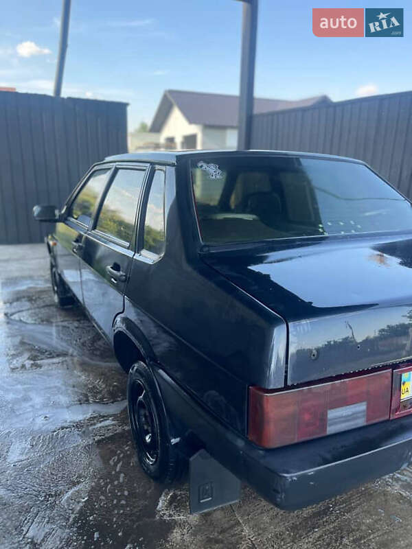 Седан ВАЗ / Lada 21099 2003 в Слобожанском