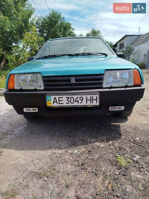 Седан ВАЗ / Lada 21099 1999 в Днепре