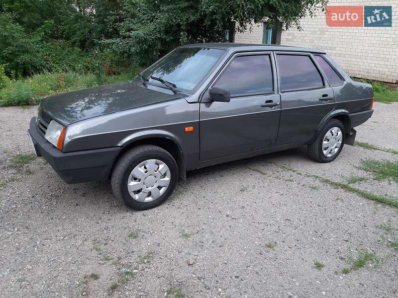 Седан ВАЗ 21099 2006 в 