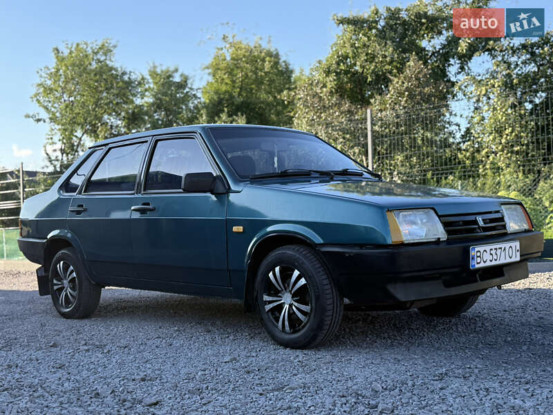 Седан ВАЗ / Lada 21099 1999 в Радехові
