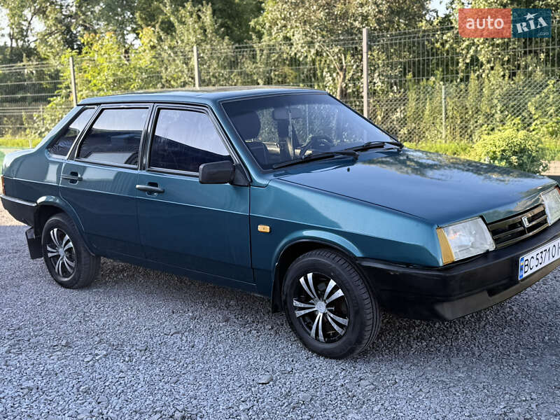 Седан ВАЗ / Lada 21099 1999 в Радехові