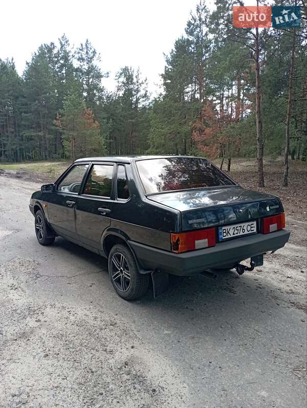 Седан ВАЗ / Lada 21099 2008 в Дубровиці