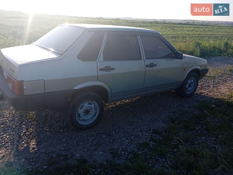 Седан ВАЗ / Lada 21099 2008 в Івано-Франківську