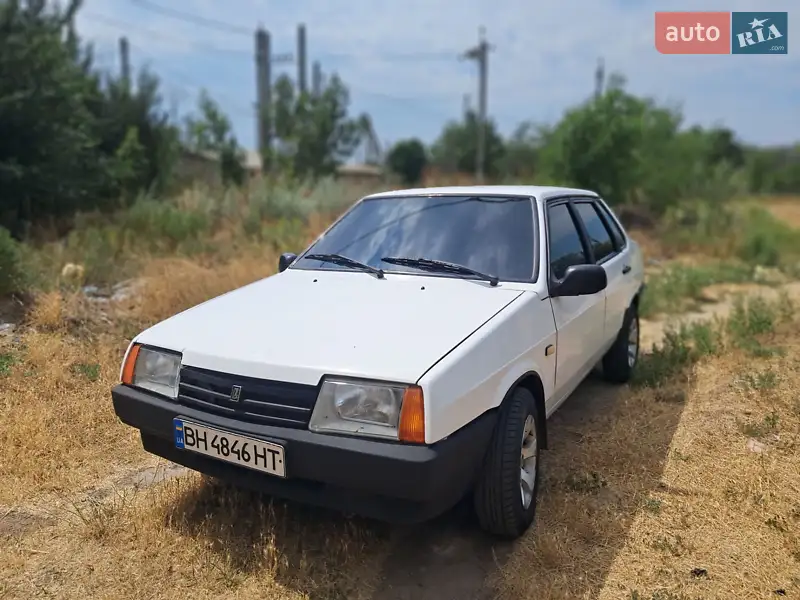 ВАЗ / Lada 21099