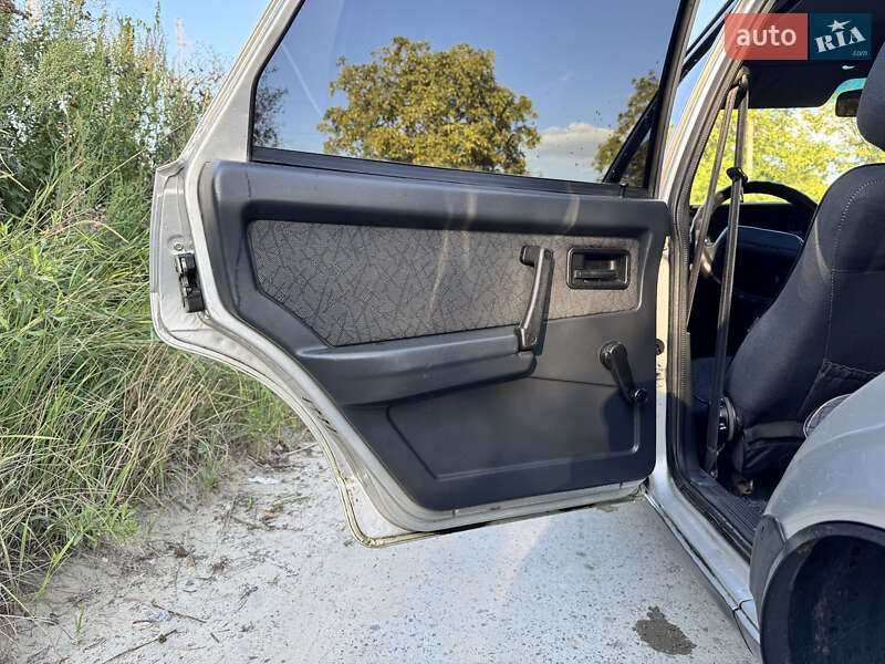 Седан ВАЗ / Lada 21099 2005 в Черкасах