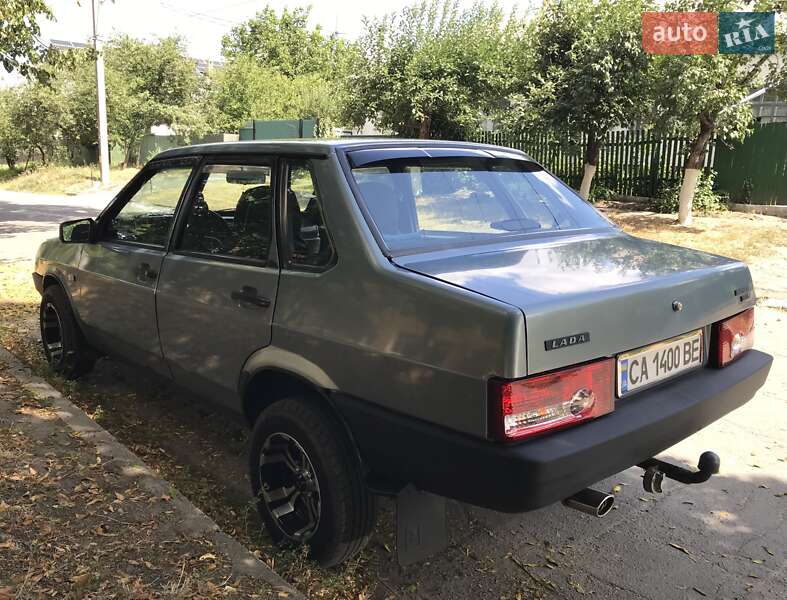 Седан ВАЗ / Lada 21099 2003 в Звенигородці