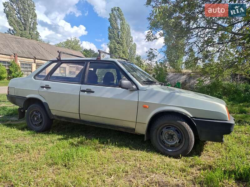 Седан ВАЗ / Lada 21099 2003 в Запоріжжі