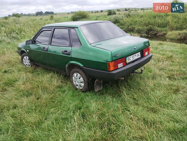 Седан ВАЗ / Lada 21099 1999 в Буске