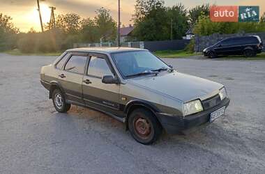 Седан ВАЗ 21099 2002 в Мирополі