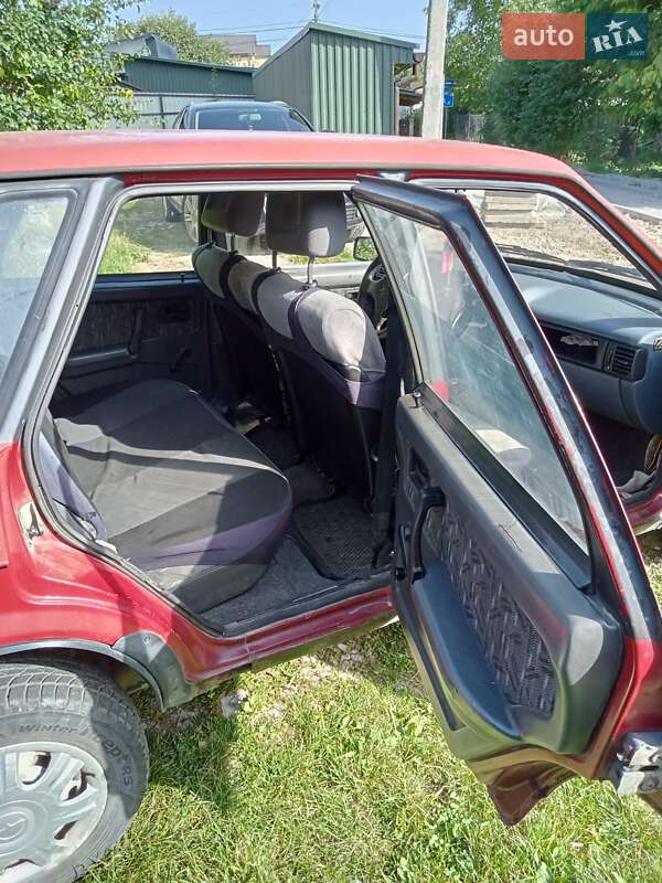 Седан ВАЗ / Lada 21099 1998 в Винниках