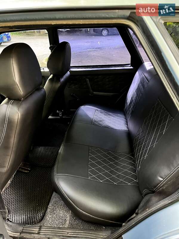 Седан ВАЗ / Lada 21099 2002 в Чернівцях