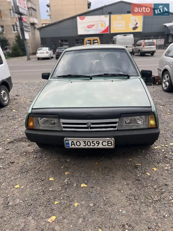 ВАЗ / Lada 21099