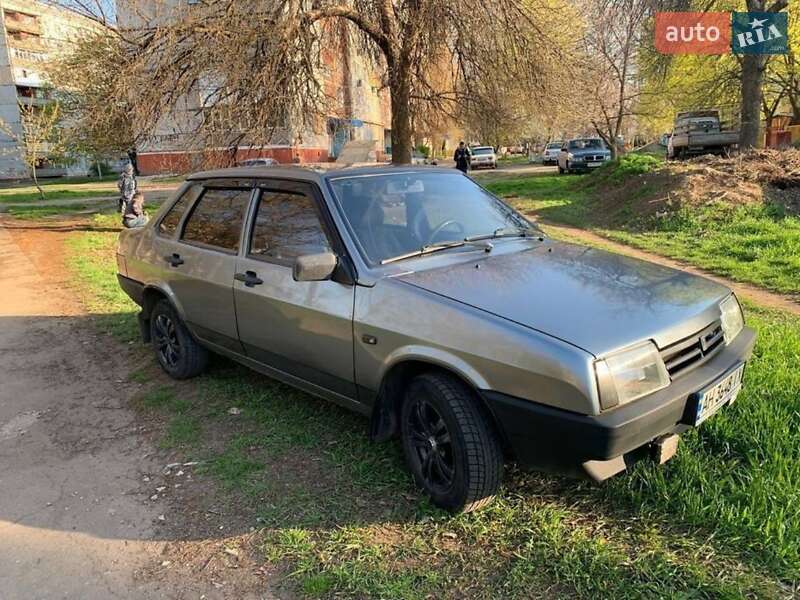 Седан ВАЗ / Lada 21099 2002 в Краматорську