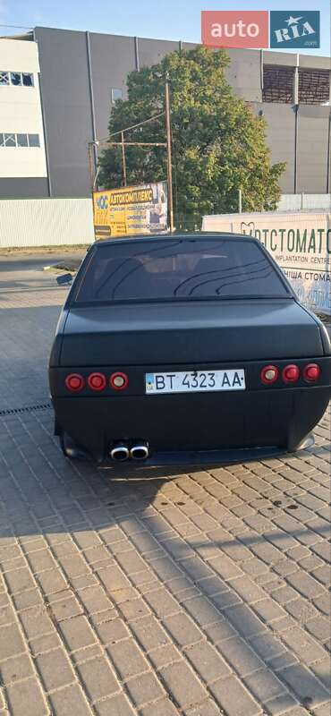 Седан ВАЗ / Lada 21099 2002 в Херсоне